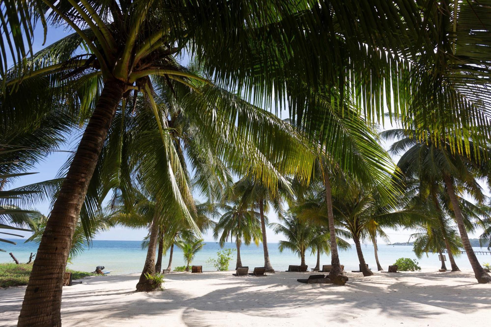Hotel Tamu Koh Rong Pagoda Beach Exterior foto