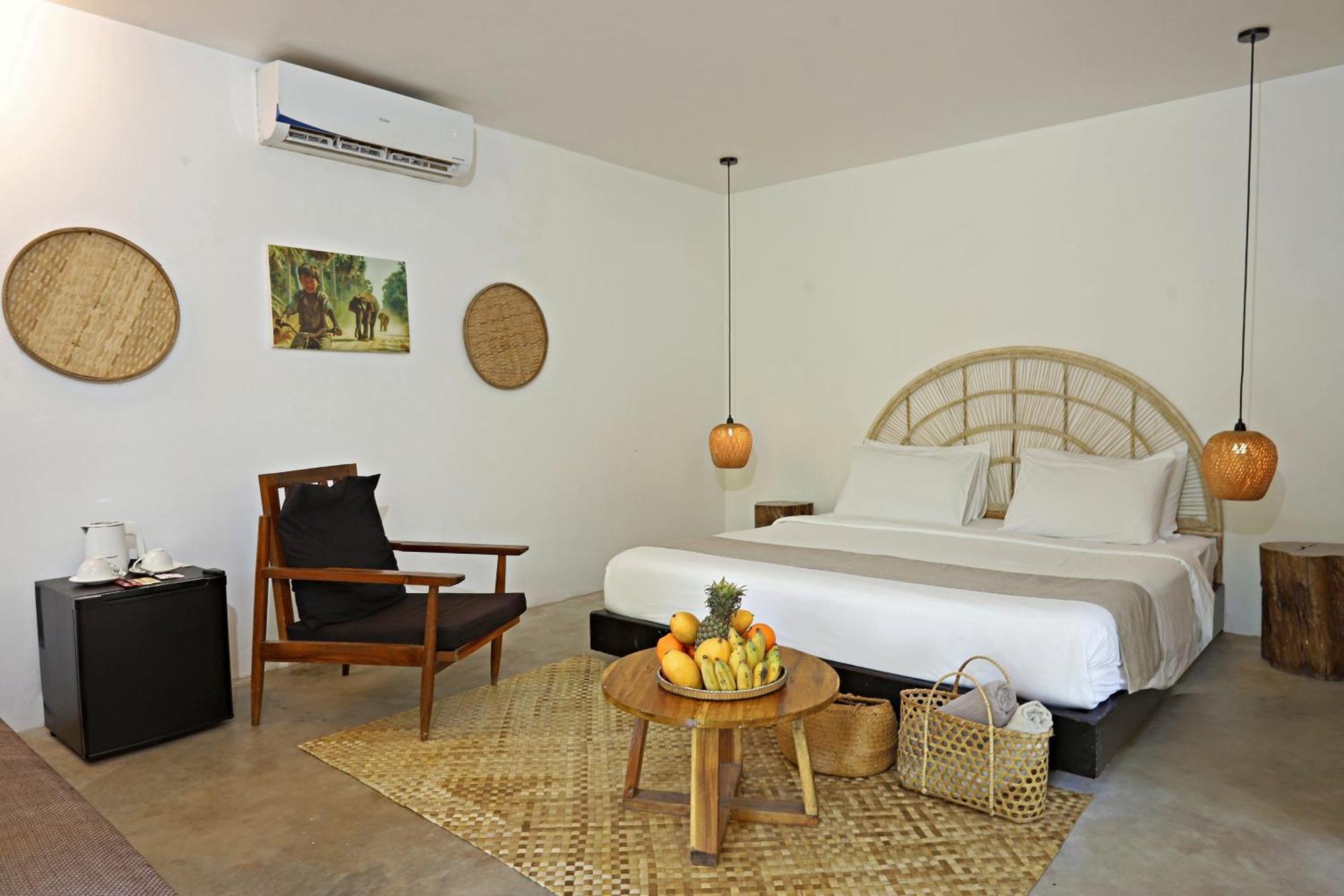 Hotel Tamu Koh Rong Pagoda Beach Exterior foto